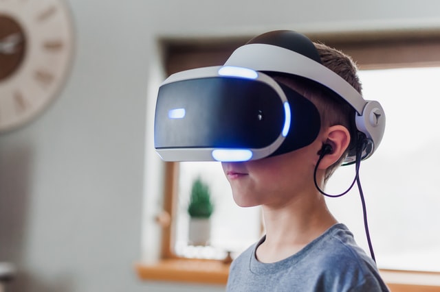 How to Enjoy the Benefits of VR without Loud PC Noises