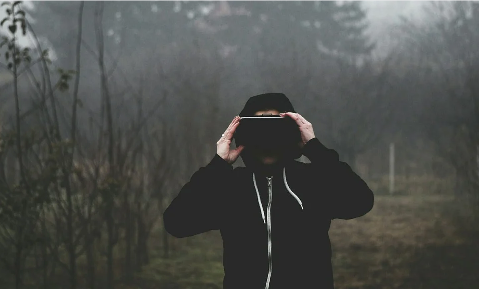 Virtual Reality Applications